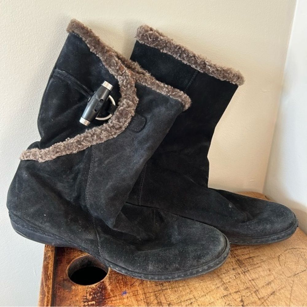 Stuart Weitzman winter boots women's sz 9 GUC see pix for blemishes